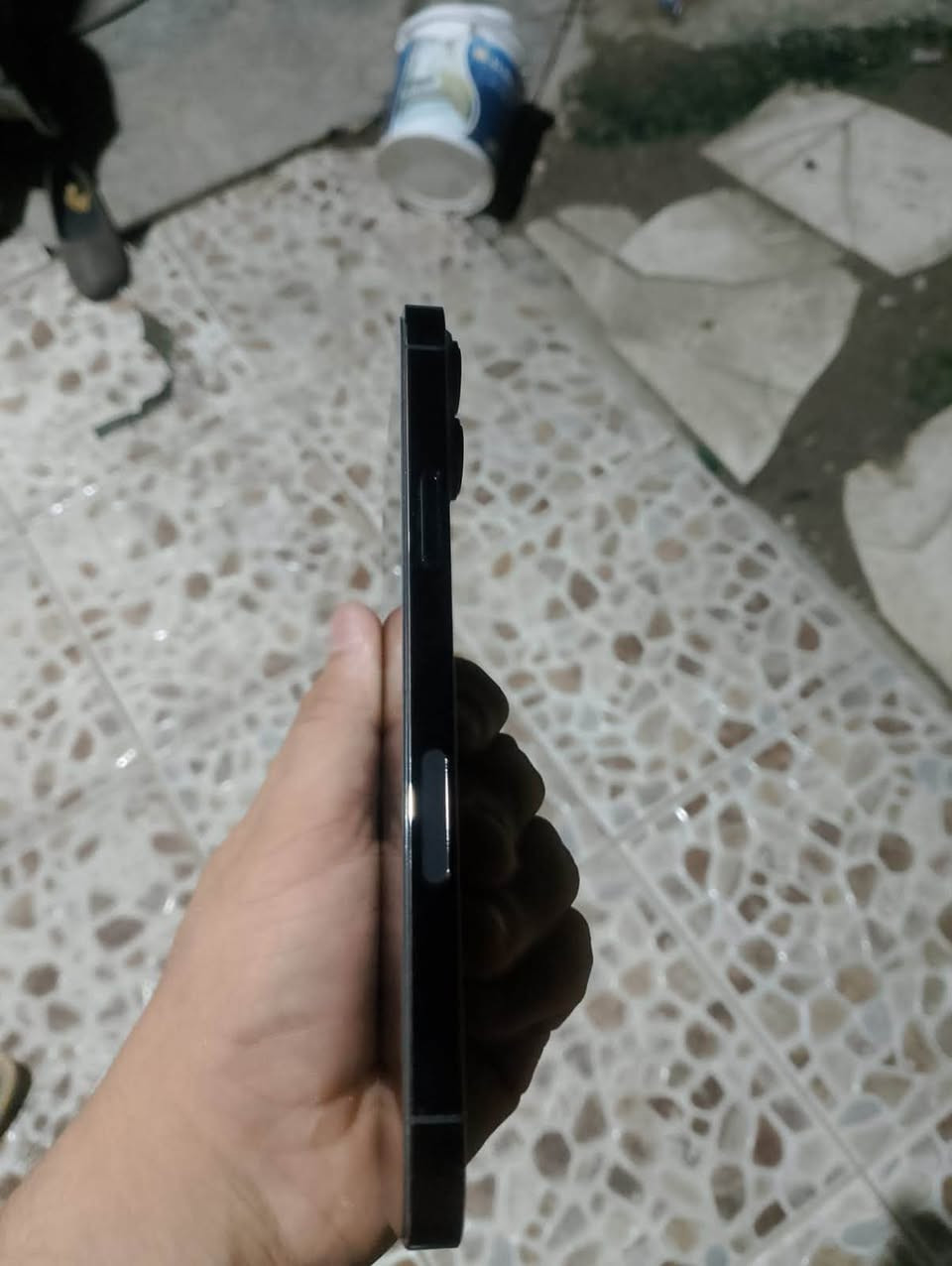 سلام عليكم 

ايفون 13 pro max 

الجهاز وتر بروف وين ميعجبك افحص 

الجهاز نضافه 100‎%‎ 

ذاكره 512 

مكاني ديالى ناحيه العباره 

الرقم ***********
