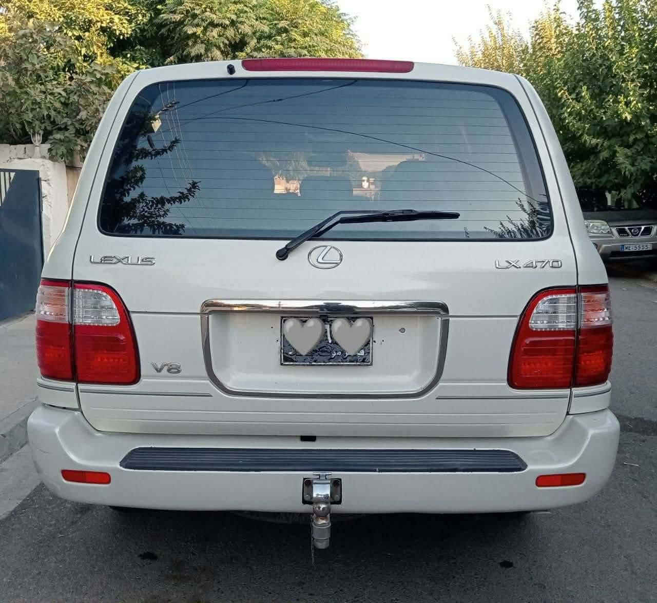 Lexus lx470 v8  ساغ ساغ
مۆدێل 2001 مەنەفێست ئەسڵی دوبەی..فول فول مواسەفات ئەمریکی..95$
کۆدی ئاسایشی بۆکراوە.موس و بڕاوە نیە سەیارەکە ساغە..دووساڵە لای  خۆمە و سەیارەی ماڵە کامل مەسرەفە
(ناو زەرد..سڵاید..چوارجام ئۆتۆ..شەش جام کارەبا..بیلاد جام ڕەش..ئاوێنە شەفت و هیتەر..کوشن هیتەر..کوشن خەزن..کوشن کارەبا..سوکان کارەبا..سەقف dvd..سیستەمی دەبڵەکان..سیستەمی جەک.بەرز و نزم.تەبرید مەرکەزی..تەحدید سورعە..کامل سیستەمی سکوریتی‌‌‌)زۆر مواسەفاتی تر..هەمووگیانی بیلاد شەریکە دەسکاری نەکراوە..سپێری شەریکەی دانەبەزیوە..گێڕ مەکینەو ئەکسل دەبڵ ئەکسل عادی و ئۆتۆ بەشەرت مەزبوت..سەیارەکە جەکە واتە بەرزو نزمی پێ دەکەی بەدڵی خۆت..تایەی زۆر باشە چوار تایەو ویلی عادی ئەسڵی لەژێرە..سەرف و دوکەڵ و بوخار بەشەرت 220هەزاری حەقیقی ڕۆشتوە..بەمانای کەلیمە لگززە هیجی نەکراوە بەمۆنیکا...سەیارەکە چەکوش بەگیانیەوە نییە دەعامی بۆ دەعامی بەشەرت قرچیشی نیە هیچ لێدراوی نییە..سەقف و جەند پارچەیەکی بۆیاخ نییە پارچەکانی تر لەسەر کاڵبونەوە پەمپ کراون..من بەشەرتی حیزام دەی فرۆشم لەسەر کاڵبونەوە..نرخی (95)گەڵاو مەجالێ برایانە..لەکۆمێنت مامەڵە ناکرێ تەلەفون بکە ئەوە ژمارەی خاوەنیەتی ..سەیارەی من نیە ***********..هەڵەبجەی شەهید
