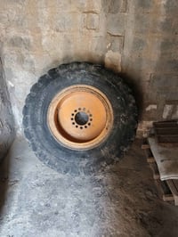 تاير شفل • للبيع • قطع غيار