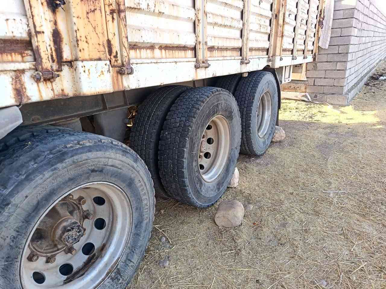 هعربانه البيع فصال تركيه شاصي اوربي تايات 11ونص رفيع اربع ازواج جديدد الثالث رفاع طول 13//و60// ***********//***********|| مكلف بلنشر @
