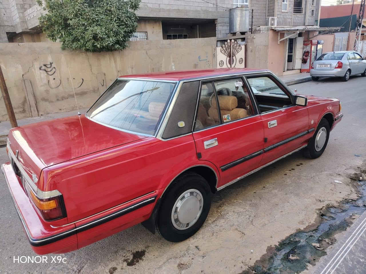 لا توجد تفاصيل

نص مكتوب في الصور:
- HONOR X9c
- السلام عليكم سياره سوبر موديل ١٩٨٥ كير ومحرك شرط بلادي شرط التحويل صبغ عام شرط جماليه شرط طخم تاير أمامي وخلفي مكان السياره موصل الجانب الايمن السعر 45 وبيها مجال *********** او ٠١***********