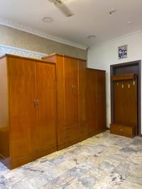 غرفة نوم • دولاب 6 أبواب • بغداد