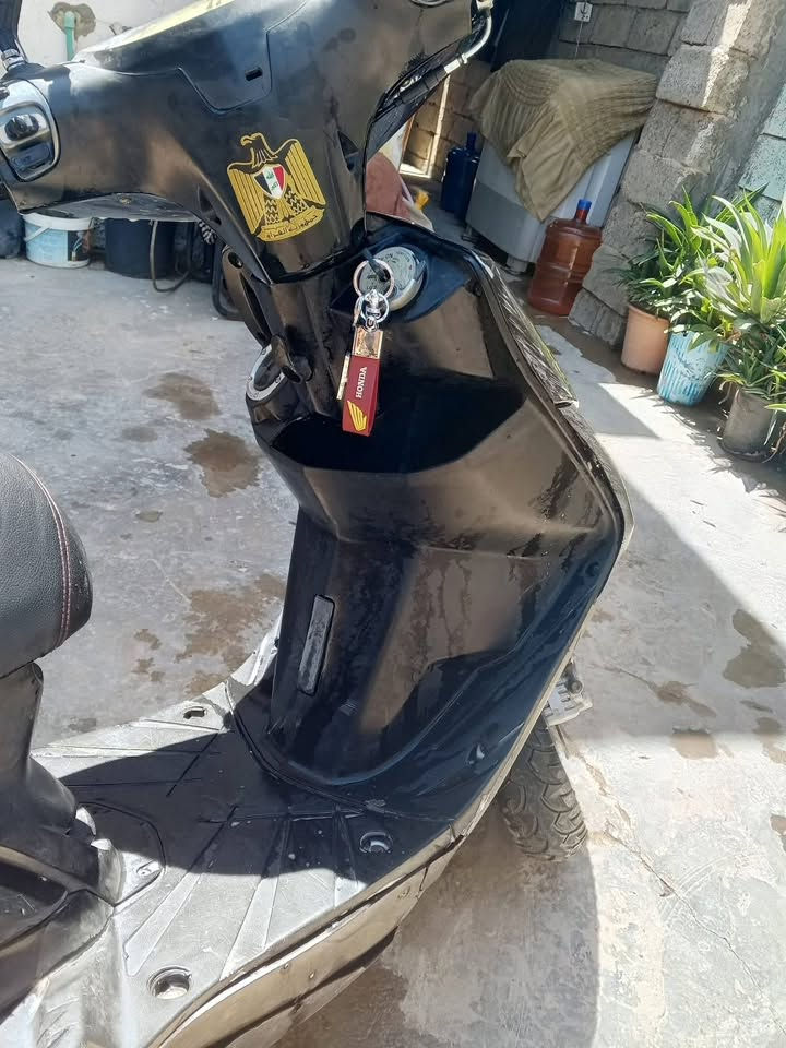 ثعلب للبيع نضيفه 550 وبيها مجال
***********
