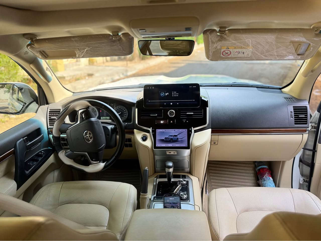 land cruiser  2017 🤍
قەپات مواسە فات«WHITE EDITION»سەیارەکە نمونەیە لەجوانیە .
حاسەی پاشوو پێش…کوشن جلد بەبی تێک چونو دراوی…کووشن کارەبا…٣شاشە…شاشە گەوەرە…تەبرید مەرکەزی…ئاوێنەشەفت… شەخاڵ..بەسمە..سلایت.. سەیارەکە ١٤٢km ڕۆشتوە ڕۆشتنی حەقیقی.. سەنەوی. هەزە.. تازەیە بەسەرنە چوە..سەیارەکە ساردێکی بچوکی هەیە بەقەدد پانی دوو پەنجە………..٤٥٠$ گەڵاو مەجالێ کی کەم..

واتسئاپ..*********** كالار, السليمانية
