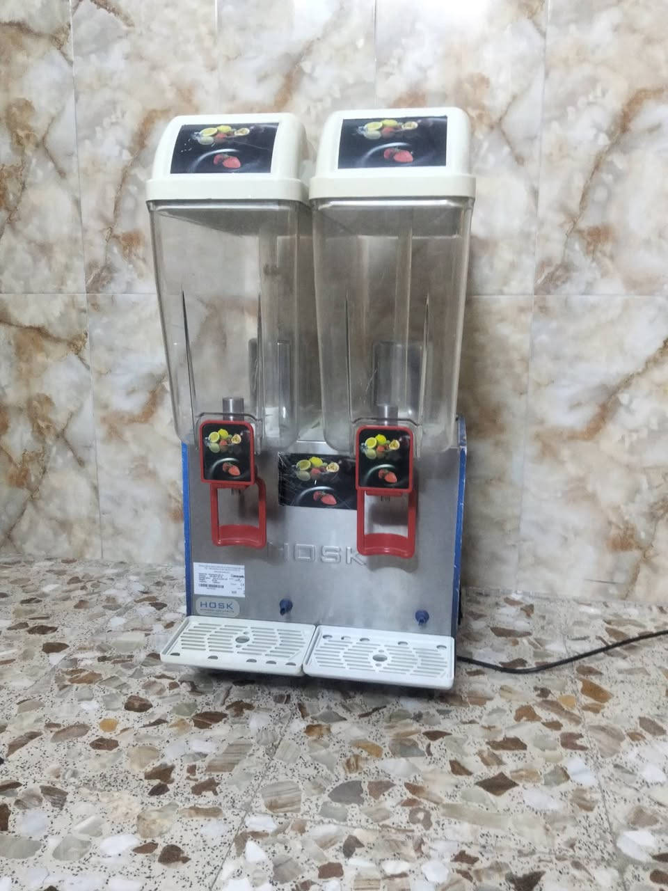 للبيع استخدام قليل
***********
تواصل واتساب
 السعر 400
بغداد الشعب
