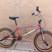BMX • سبع ألوان • نضيف