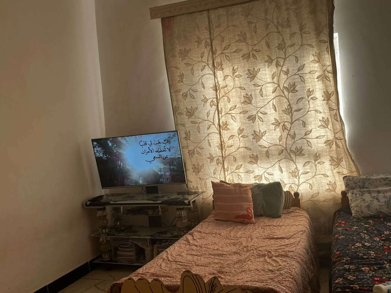 بيت زراعي • ٣ غرف • قرب منفذ الطاهره