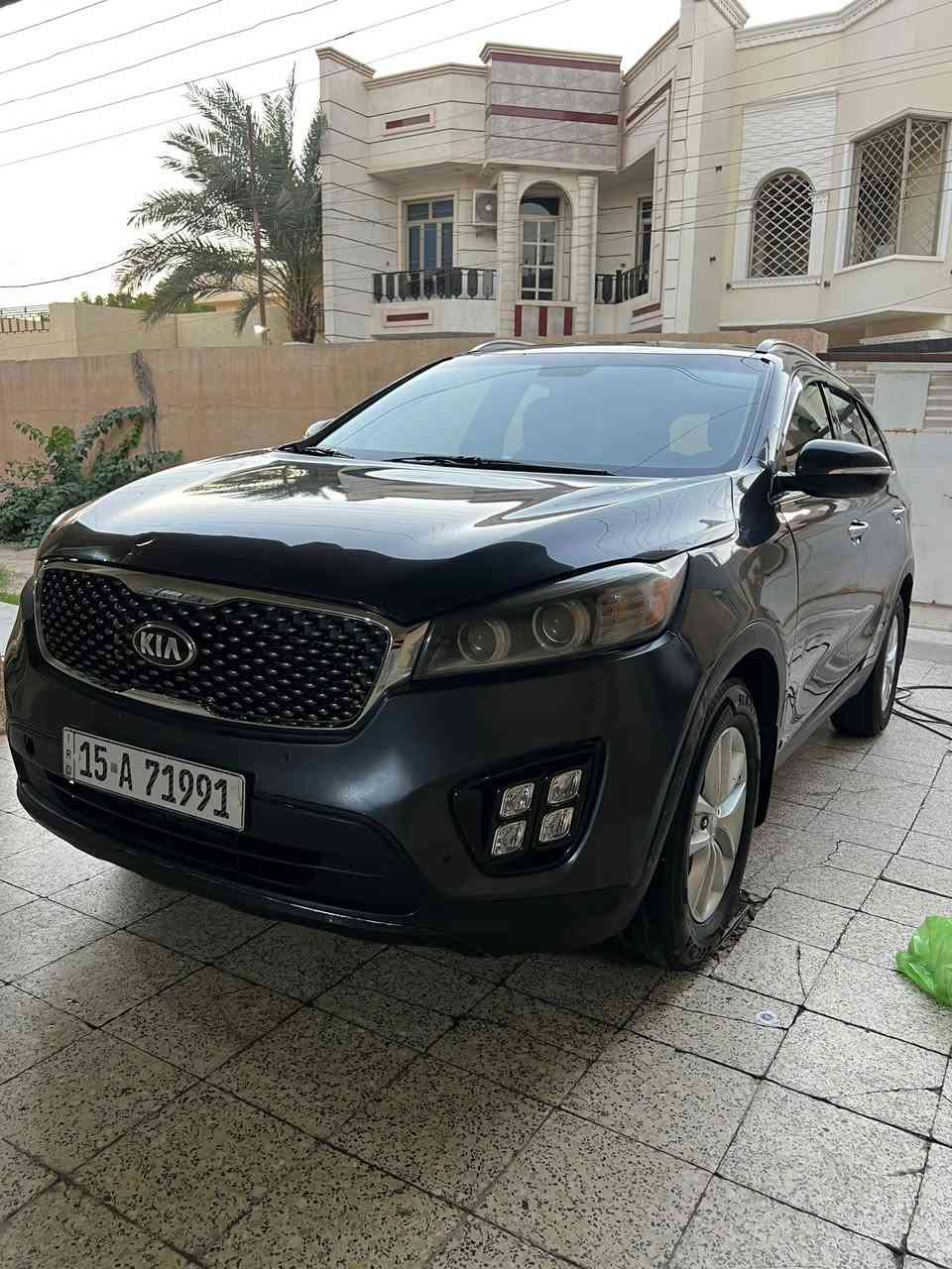 سلام عليكم 
كيا سورنتو 2016 وارد امريكي حادث باب خلفي فقط 
محرك ٤ سلندر 
سياره جديده كلش 
السعر ١٦ وبيها مجال  
السياره باسم الولد 
سياره جاهزه من كل شي 
الرقم ***********
