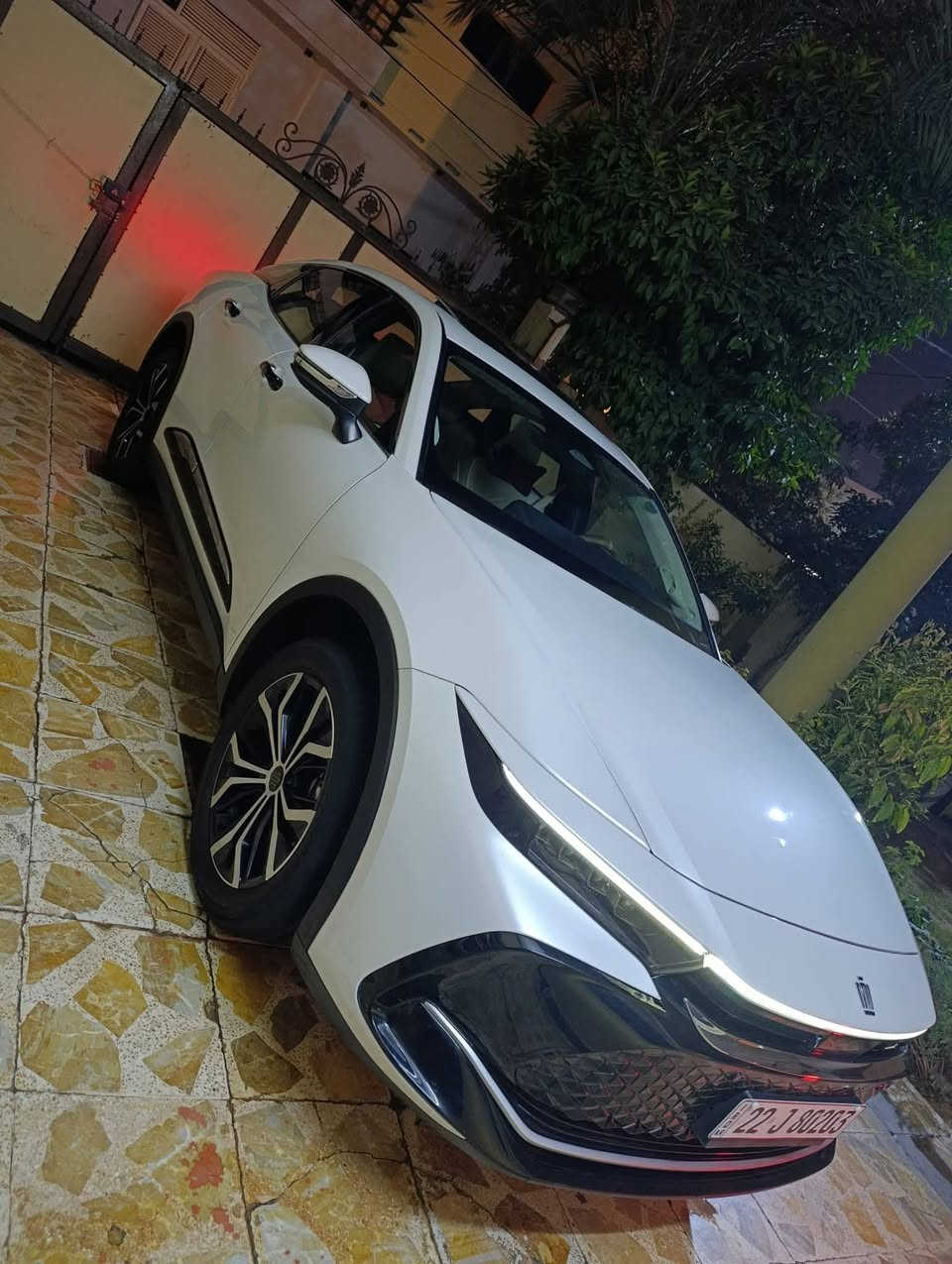 🚘 تويوتا كراون 2023 هايبرد HEV فل مواصفات 🚘

للبيع سيارة تويوتا كراون موديل 2023، نسخة HEV هايبرد فل مواصفات، مرقمة أربيل مع ضمان شركة ساس.

✅ الممشى: 55 ألف كم✅ السيارة بحالة ممتازة

ملاحظة بكل شفافية:

جزء تعديل بارد باب السائق الخلفي .

جزء من الهلال صبغ.

حالوب سطحي خفيف.

📞 للاستفسار والاتصال:***********

📍 موقع السيارة: كركوك – حي عدن.
