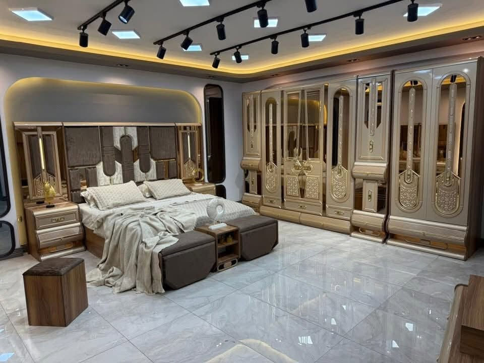 غرف نوم تركيه🇹🇷 

باشكال متنوعه😍😍

للحجز والاستفسار مراسلة الصفحة او الاتصال على الرقم ☎️📞
***********

نص مكتوب في الصور:
- Made with AI
