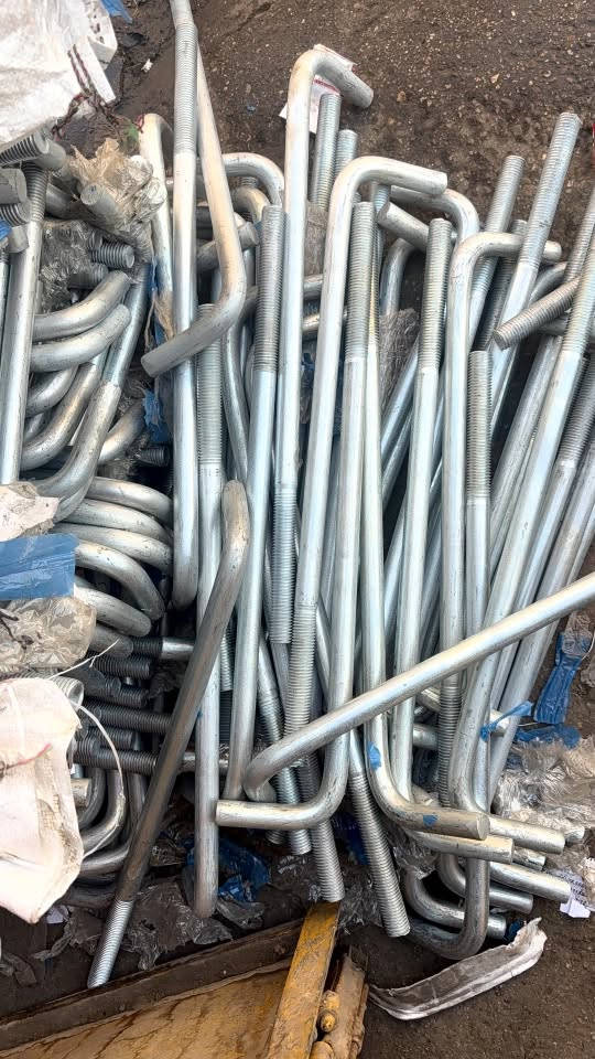 توفر لدينا من جديد 🔩 أنكر بولت

📏 القياس: 24 ملم (1 إنج) 
📐 الطول: 60 سم
↪️ طول العكفة: 10 
‼️السعر 6000 دينار 
مع دبل نت ودبل واشر 
💪 جودة عالية وتحمل قوي
✅ مناسب للأعمال الإنشائية والصناعية
📦 متوفر بكميات

للطلب والاستفسار راسلنا على الواتساب 
***********
📍حلة حي الصناعي الشارع العريض
