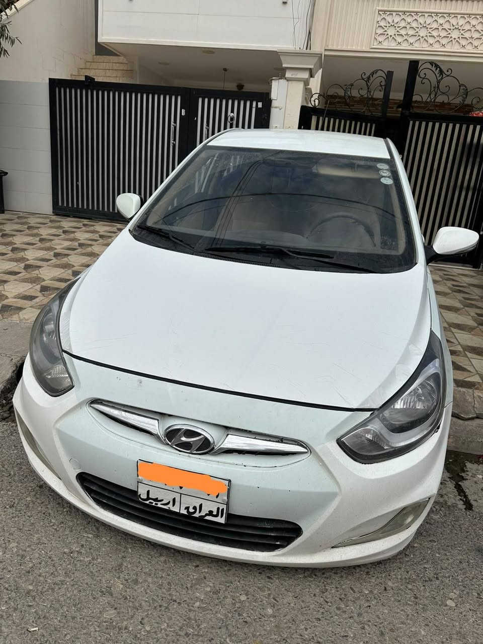 هۆندە ئەکسێنت 2014
تۆماتیک 
گێڕو مەکینە بەشەرت
چوار پارچەی بۆیاغە جەمپێکی خەفیف
نرخی 78 مەجالی کەم 
***********
