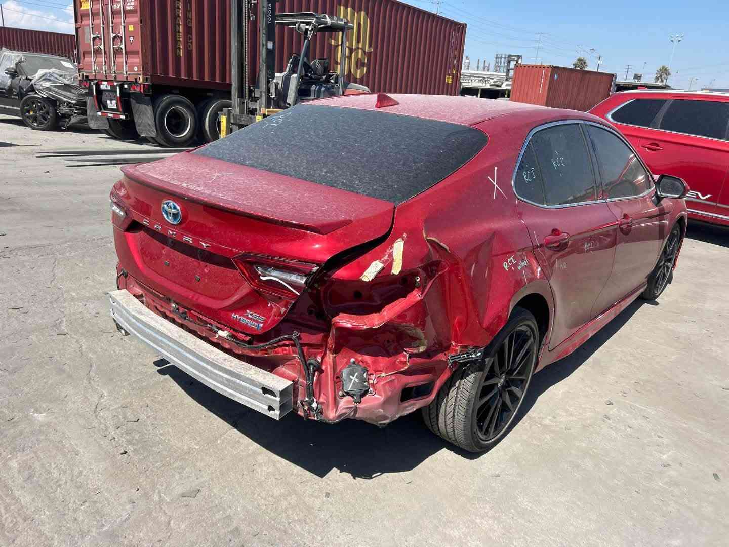 السلام عليكم  جميعاً

كل التفاصيل مذكورة بل منشور + صور الحادث 

للبيع او مراوس  
𝐂𝐀𝐌𝐑𝐘  𝐗𝐒𝐄+ 
موديل 𝟐𝟎𝟐𝟑 

ماشية 𝟓𝟕 الف 𝐦𝐢
 
رقم بغداد بأسمي 
اخوان السيارة فول مواصفات للاخير ماعده السلايت
𝟓 كامرات
داتاشو (عرض المعلومات على الزجاج الامامي)
كشن حار بارد
كشنات كهرباء 
حساسات امامية + خلفية 
شاشة كبيرة 
عدادات ديجتال
ستيرن هيتر 
شفتات ستيرن
سستم صوت 𝐉𝐁𝐋 عدد السماعات 𝟏𝟎 + دمام خلفي
لايتات 𝐋𝐄𝐃
وضعيات قيادة 𝐄𝐂𝐎 . 𝐍𝐎𝐑𝐌𝐀𝐋 . 𝐒𝐏𝐎𝐑𝐓 
وبعد بيه هواي مواصفات لان اعلى فئة

ضرر السيارة : قطعه واحده صبخ جاملغ خلفي ايمن
وكم مكان 𝐏𝐃𝐑 

السيارة كفالة من ناحية الكير والمحرك والكهربائيات كاملة

السيارة متحتاج مصرف حدادية جديدة تخم تاير جديد باتري اصلي جديد ويالة جديده 

السعر 220$ وبيه مجال حك الجية 

مكان السيارة بغداد
رقمي ***********
