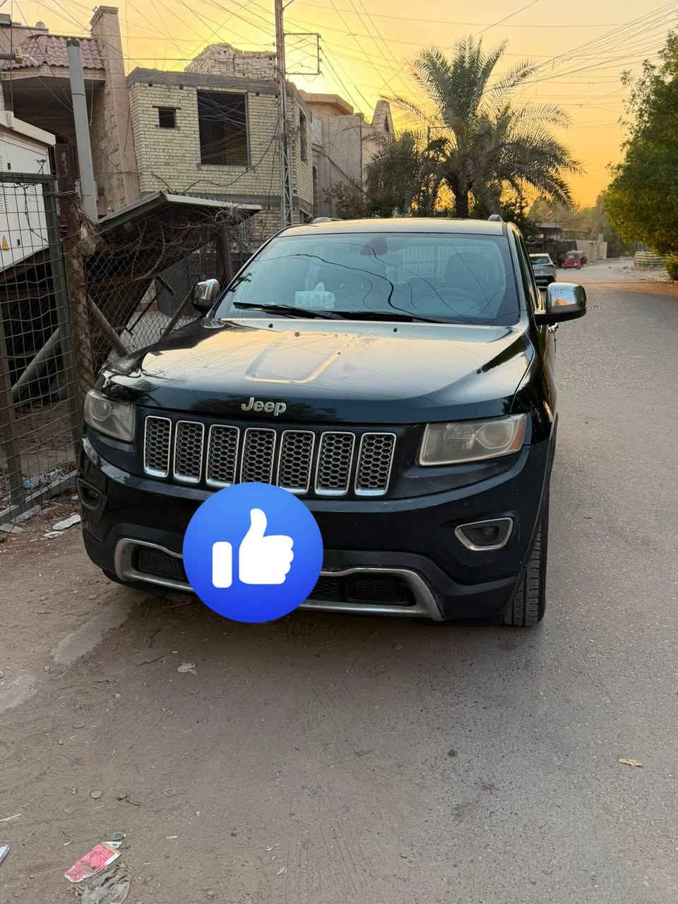 6 سلندر  3.6V
المحرك مبدل جديد
كير نضيف 
السياره باسمي 
ماشيه 263الف كيلو متر 
بيها بس ضربه بحجاره بالجاملوغ هنا بالعراق ومصلحه بارد ومصبوغ  اخوان بيع نقد اعتذر عن الأقساط والمراوس مكانها بغداد *********** السعر ١٢٧ ورقه
