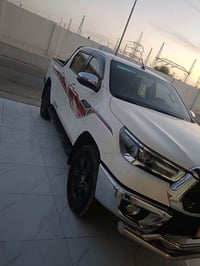 هايلوكس • موديل ٢٠٢٣ • ماشي ٥٥٠٠٠