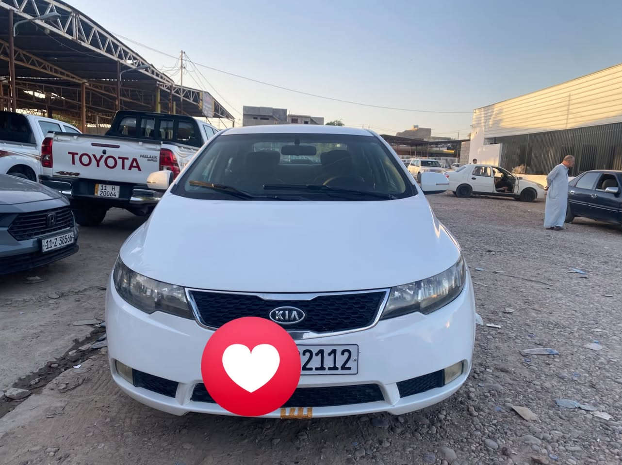 إعلان بيع سيارة كيا سيراتو 2011
 النوع والموديل: كيا سيراتو (Kia Cerato) - موديل 2011
 المواصفات: خليجي
 الرقم: رقم شمالي مميز
 حالة البدي/الصبغ: 3 قطع صبغ (بدون دواخل - الدواخل مكفولة)
للتواصل والاستفسار:
 رقم الهاتف: [***********]
 المكان: [صلاح الدين  /سامراء ]
 السعر المطلوب: [السعر 85ورقة  وبية  مجال بسيط
