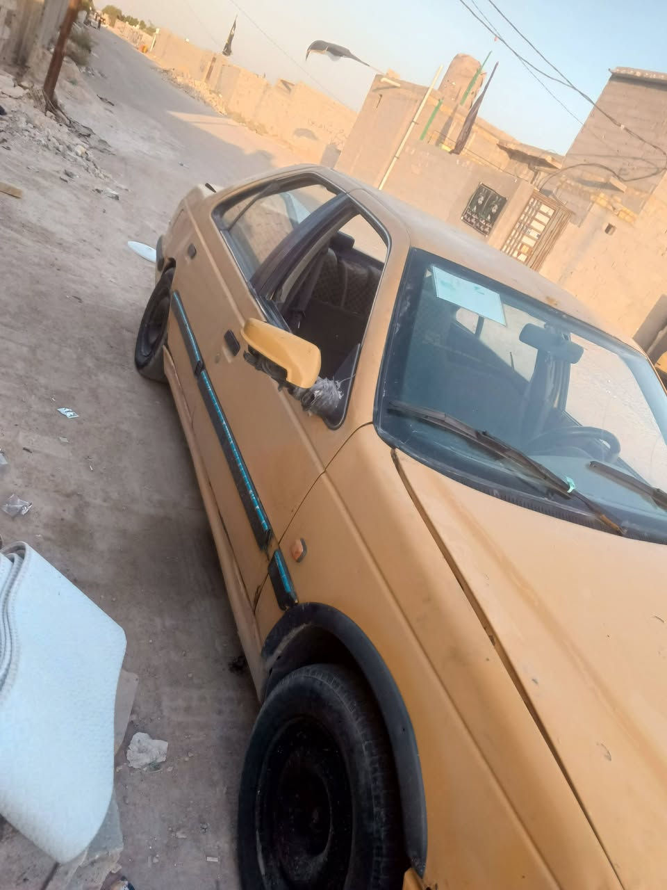بيجو بارس رقم احمر سنويه عضم مكانه نجف مكينه وكير خير من الله سعره 7ورقات وبيه مجال قليل ابيع كوم حديد اتكفل بس سرقه وعشائر فقط ***********
