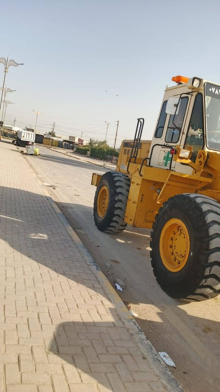 السلام عليكم للبيع داش ثري حجم 70 محرك هينو موديل 91 رقم انكليزي بغداد مكينه جاهزه للعمل المكان واسط الصويره للاستفسار الاتصال على الرقم ***********  ملاحظه مكلف بلنشر
