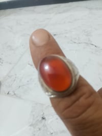 شنو نوعا هاذه اريد ابيع فضه ثقيل