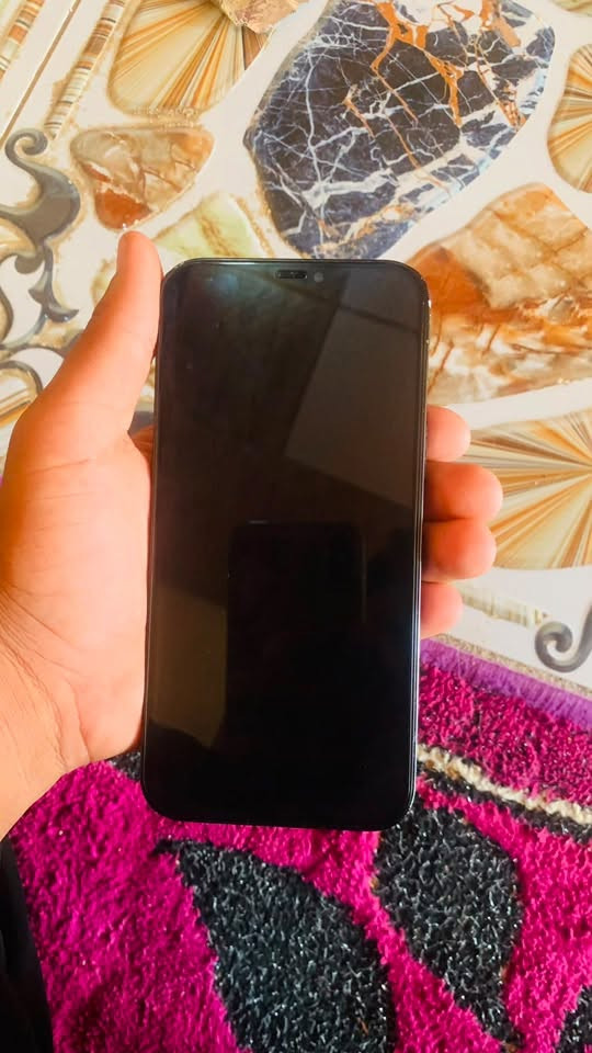 آيفون ١٢ برو ماكس • ١٢٨ • قفل