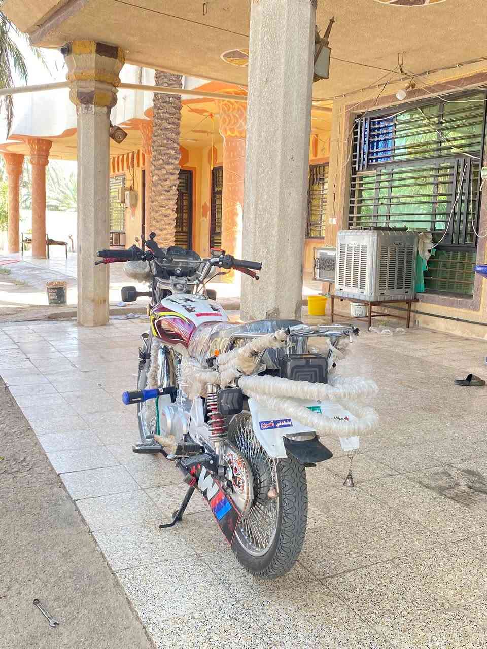 سلام عليكم دراجه تايكر للبيع موديل 2025 دراجه حلوه وكاعده بيها بس ويل خلفي بي عواج شويه للاتصال ***********
