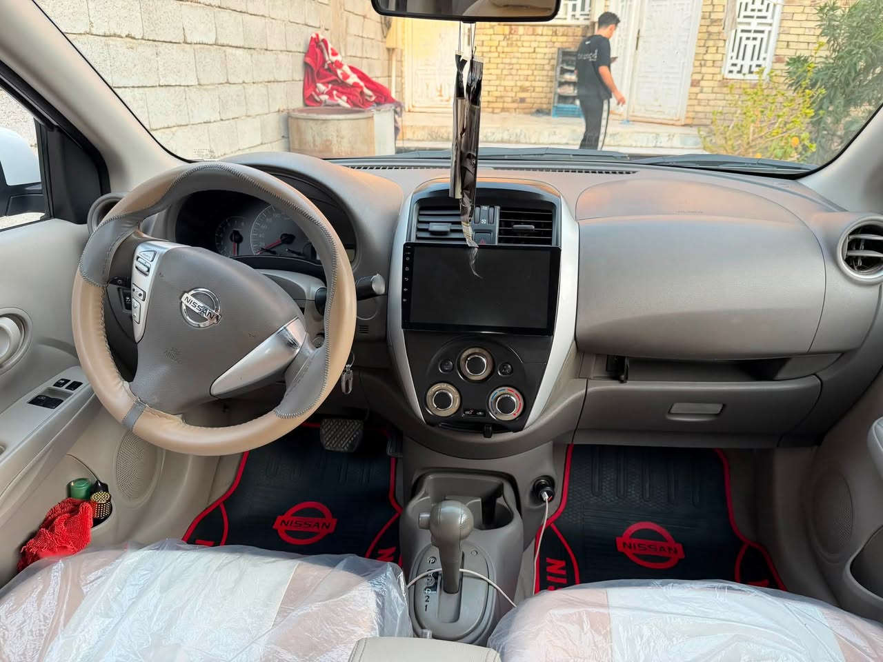 نيسان سني هندي  موديل 2019
رقم بغداد بسمي رقم إنكليزي 

بيها صبغ جاملغ الخلفي 

غير متواجد عل فيس 

مكان السياره البصره

اتصال عل رقم ***********
السعر 86
