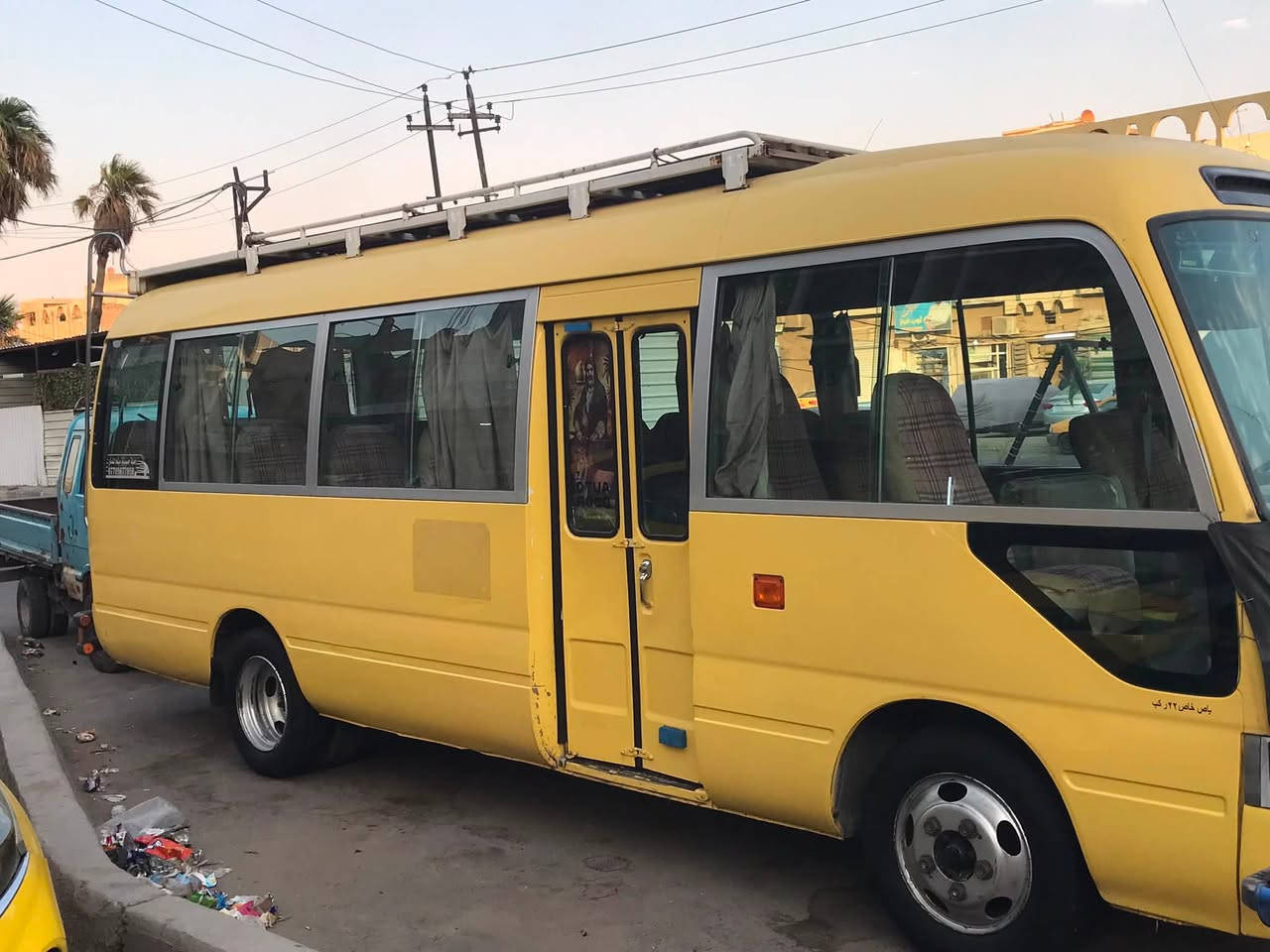 سلام عليكم كوستر فيرنا للبيع موديل 2014 كير ومكينه خير من الله كشن قلاب استاركس منضومه غاز شاشة + كاميرا خلفية تبريد محور جديد بردات السيارة جاهزة من كلشي 
للتواصل /*********** متواجد خاص .

