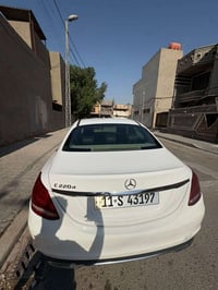 للبيع مارسدس c220d ديزل كاز 2016 ماشية 190 الف تفويلة مالتهة 950 كيلو ...