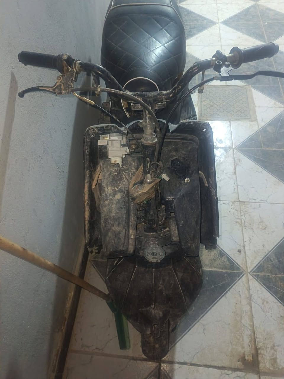 فراشه للبيع شغاله فقط عايزه كابريتر المكان نجف شارع المطار القديم للاستفسار *********** او ***********
