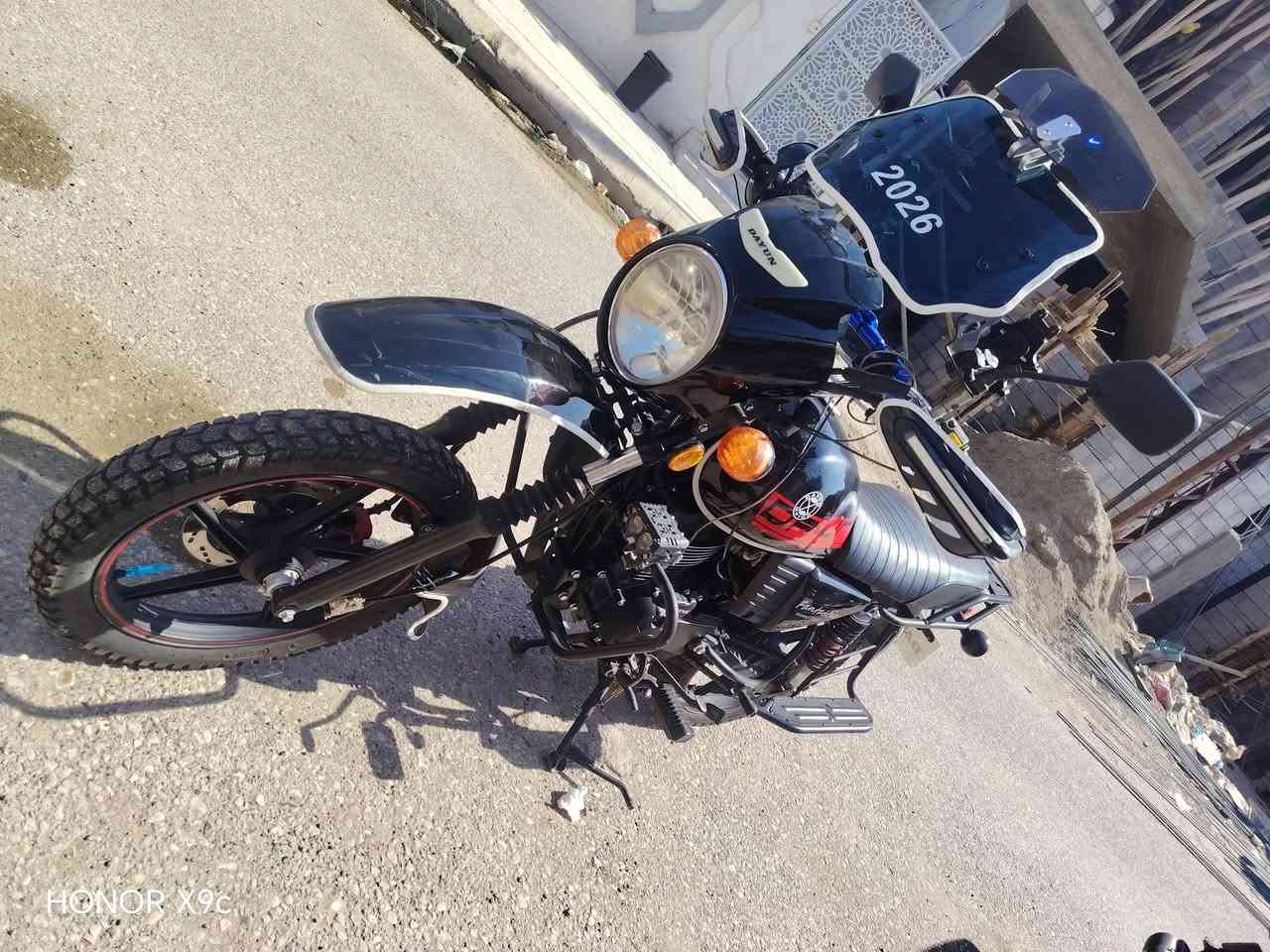 دايوان جبلي موديل 25 
محرك 200

رقم اربيل شرط التحويل

ماشيه 13 بيها تزويدات دراجه نضيفه وحلوه

السعر 2900 رقم واتساب ***********
