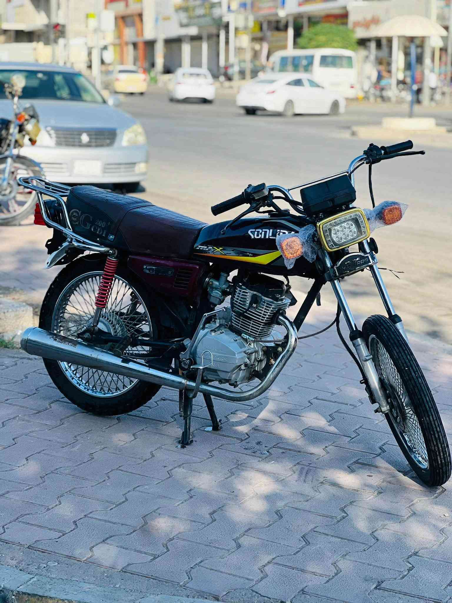 بؤ فرؤشتن و گؤرينه وه NamipRro2023  دبلل Rr مه كينه كه پس كامل كاره بايي 150 سلف زور زور به قه وه ته ماله كه جايزه سعري هه رزانه370  شوين سليماني *********** ده ستت خوش ئه دمين
