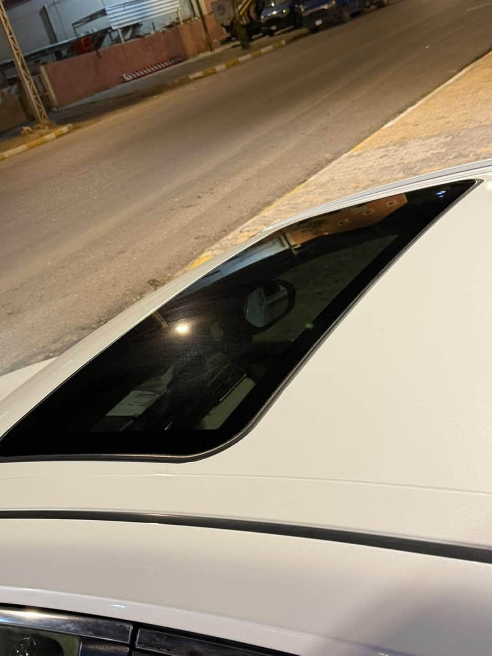 كامري2023 GLEخليجي
وكالة عبداللطيف هايبرد  
كافلة مطلقة من الصبغ والتبديل والبارد مكفولة من كل شيء . على وضع شركه

فول مواصفات اعلى فئة بالكامري 
بردة خلفية 
بصمة تشغيل وابواب وياها بصمتين 
شحن واير لس 
فتحة سقف 
وبعد بيها هواي مواصفات 

رقم بغداد تحويل مباشر 
تراي وين ما تحب اضمنها واكفلها للسيارة 
اذا بيها مشكلة بعد شهر ترجع السيارة  ( انطيك بيها ضمان شرط ) 
ماشيه 90 km 
محرك گير وضع الشركة مشيها ع نظافة ع ايد وحدة من اول يوم استخدام ليومنه هذا ... 
وباقي موصفات السيارة معروفة 
مكان السيارة الانبار - هيت 
للأستفسار ***********
