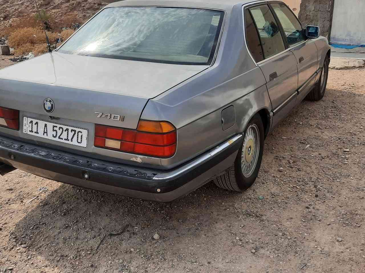 السلام عليكم
للبيع او مراوس بي ام دبل يو   م ١٩٩٣ رقم بعداد محرك    V8 740   كشن كهرباء تدفئه تبريد  غرفه جديده. صبغ حزام جماليه  مكينه  جدبده. كير جديد  صدر جديد سياره جاهزه  سعر  60$وبيه مجال  متواجد بغداد الحريه تواصل وتساب تصال ***********👍🔥
