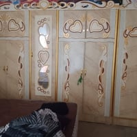 غرفة نوم للبيع السعر 600الف جديده باستثناء المرايه مكسوره الاستفسار وت...