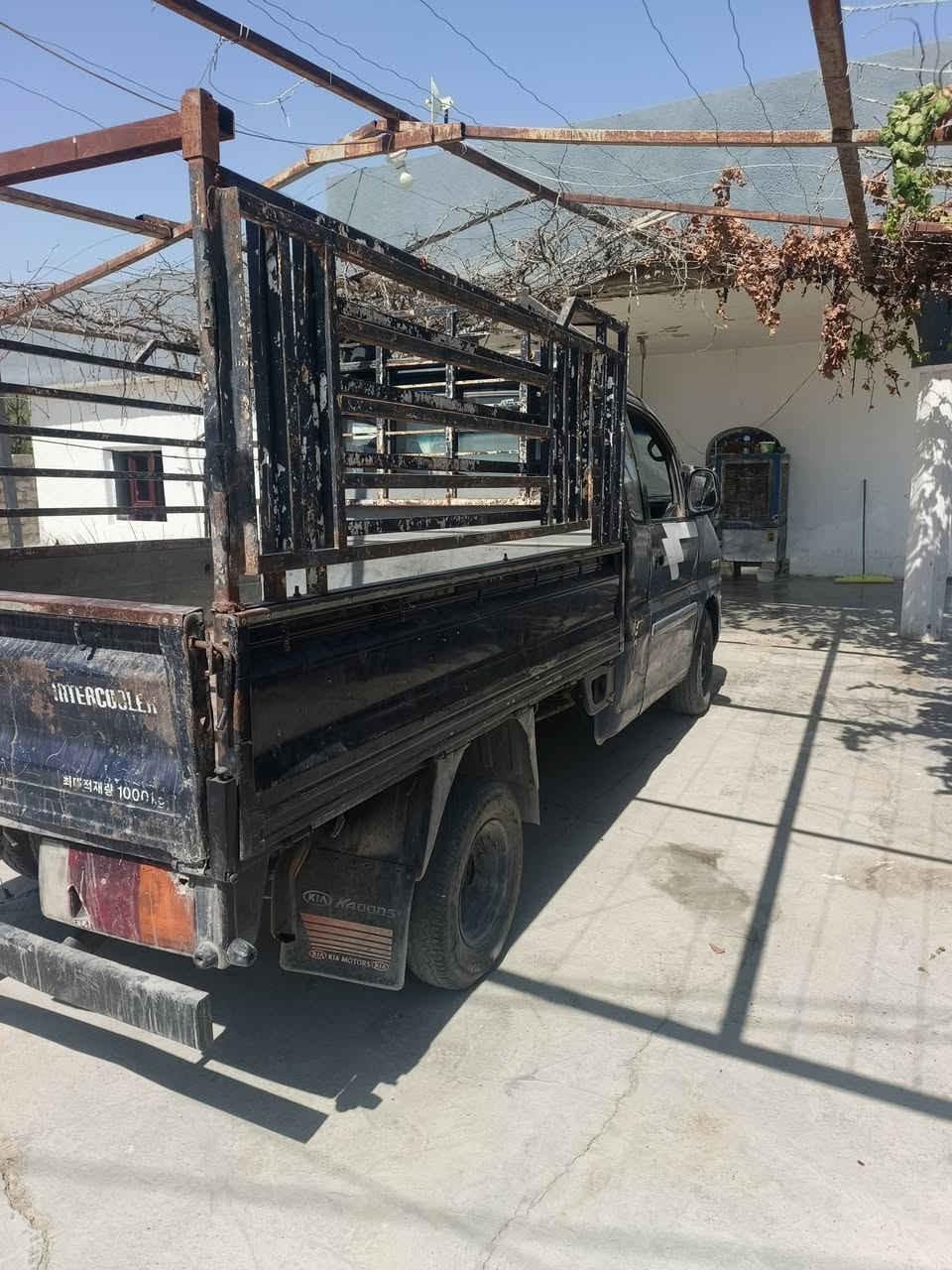 السلام عليكم ورحمة
كيه هونداي موديل 2001
كير محرك شرط 
سنويه مشروع وطني شرط التحويل 
السعر المطلوب 35
للاستفسار ***********
