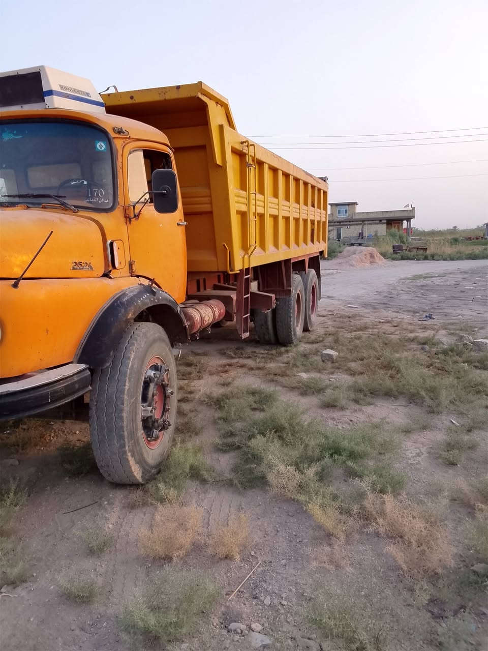 سلام عليكم قجمه للبيع موديل 79 الاستفسار على الرقم ***********
