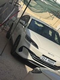 Seal 6  ٢٠٢٥ للبيع كفالة عامة سيارة  ماشيه كلي ٢٠ الف  تواصل ٠٧٧١٦٣٢٧٧...