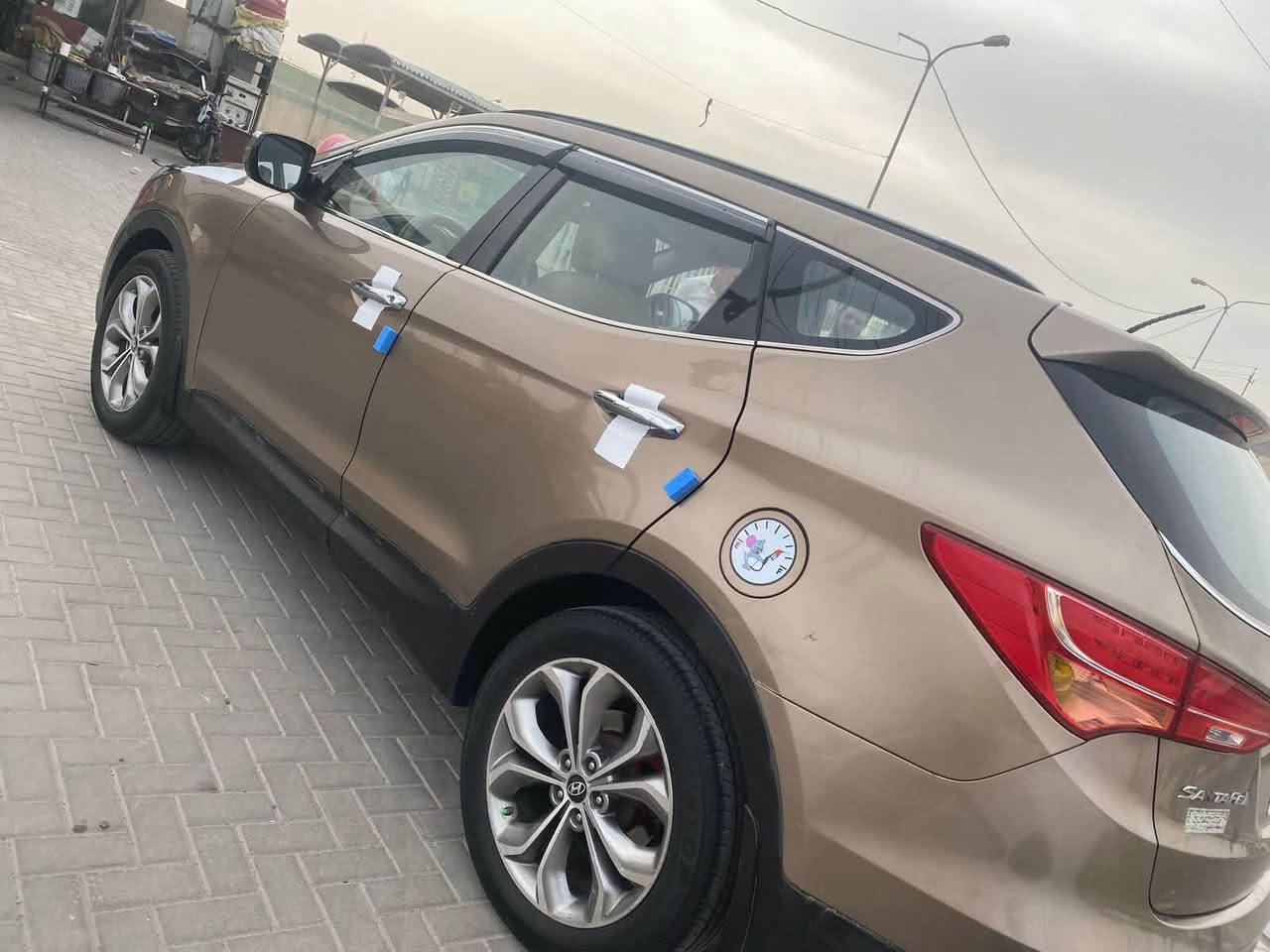 سنتافي خليجي 2013 
محرك 2400
بيها شخوط باب الصدر و بارد وصبغ قليل بالجاملغ الخلفي عكس السايق 
السعر 130 وبيها مجال 
الموقع : البصرة 
للاستفسار ***********
