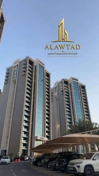 شقة للإيجار – مجمع البروج السكني  المساحة: 220 م²  الطابق: 10  المواصف...