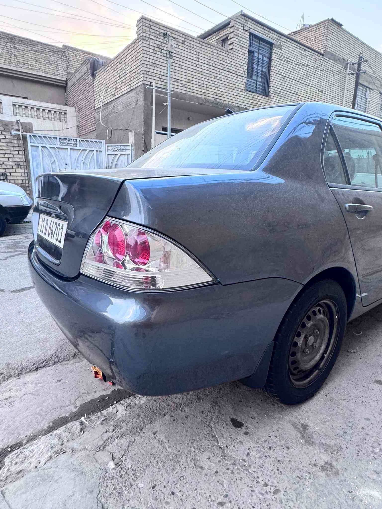 لانسر • ٢٠١١ • رقم بغداد