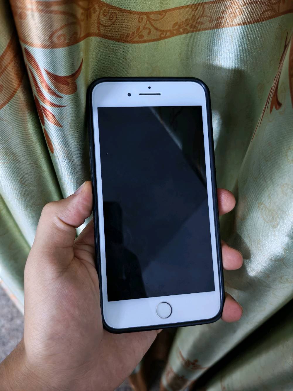 📱iPhone 7 Plus

السلام علیکم

ايفون 7 بلص

💾الذاكرة : 256GB

النظافة : 100%

البطارية: مستبدلة ببطارية جديدة أصلية وكالة

تم إغلاق الجهاز وإرجاع العزل / الوتر بروف بعد تبديل

البطارية

النموذج: M

كلشي شغال بي خط اتصال وايفاي تحديث و فرمته

السعر: 135 ألف

قابل للتفاوض

يوجد توصيل لجميع المحافظات

للتواصل خاص