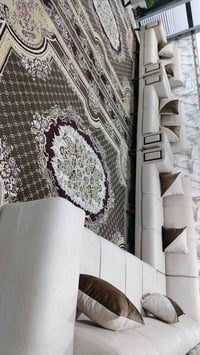 ديوان كورنر • شغل معمل • أوف وايت