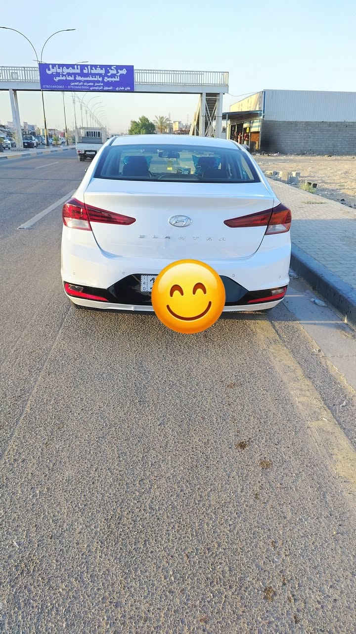 النترا ٢٠١٩ خليجي بغداد بأسمي ماشيه ١٠٩ فول مواصفات كير ومحرك شركه برغي مامفتوح بيها دشبول صاج شاشه لايت زنون كشانه جلد مري شفط ترحيب عند الاقتراب كير اي تي  تبريد ثلج بيها بارد بكصة البنيد وبيها رصعتين بالقماره وبيها دوسه صبغ السيارة صارلها سنه ونص عندي جاهزه ماتصرف عليه الف دينار تخم تاير صدر جديد مكاني بغداد ابو غريب سعرها ١٣٨ 
***********

