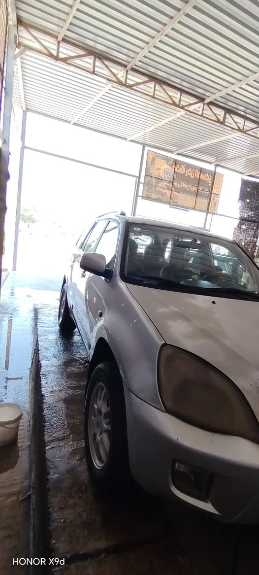 سلام عليكم ورحمه الله وبركاتة 
تيكو 2012 كير ميكانيكي🚗
سياره خير من الله نضيفه بيه جاملغ صبغ وجراد قليل 
مال جناي 
محرك جديد
كير مكفول
تخم تاير جديد
رقم نكليزي نجف وبسمي مداور ثاني يوم سنويه جديده لغايه 2030 
تبريد ثلج سياره كلشي مناقصها سياره فتحه جاهزه من كلشي 
سعرها 53 وبيها مجال بسيط 
مكان النجف لاشرف  لتواصل
***********

نص مكتوب في الصور:
- HONOR X9d