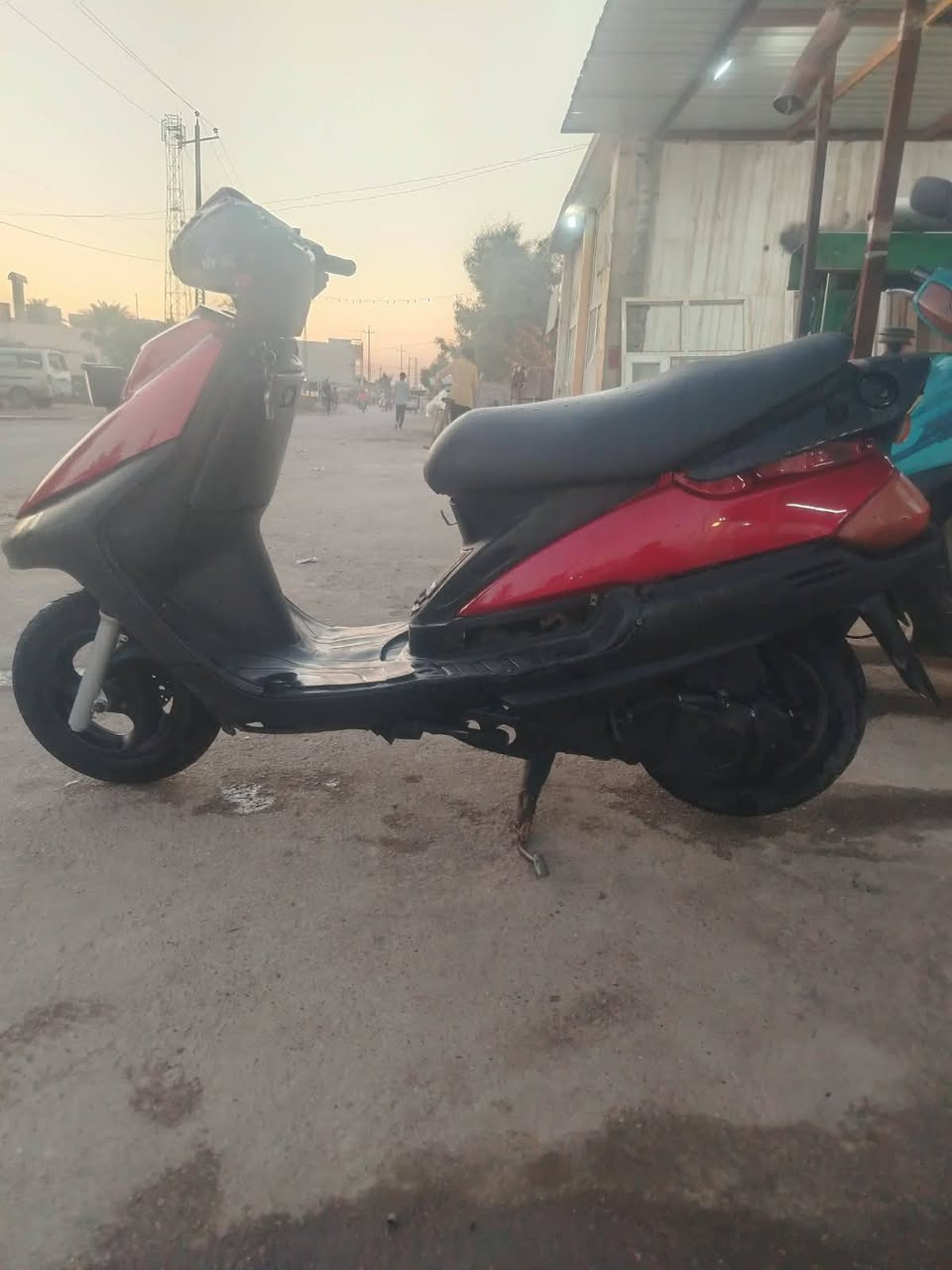 سلام واعليكم دراجه للبيع بانزين نوع دراجه فراشه فضائي دولفين 🐬 مكاني ديالى شهربان وهذا رقمي للتواصل معنا *********** ابو رهف الربيعي
