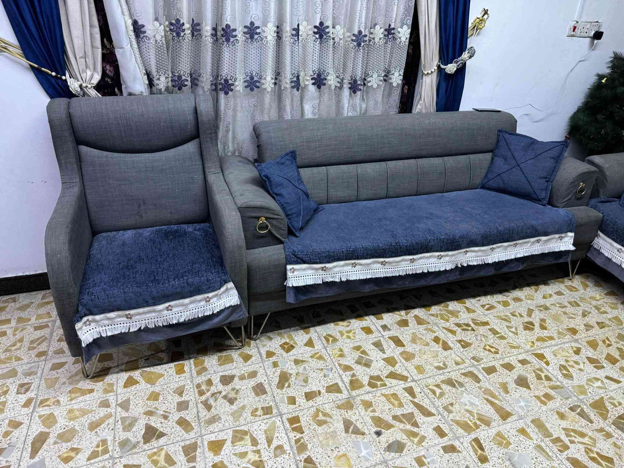 تخم قنفات 5 قطع
السعر 450 وبي مجال للشراي 
 العنوان الصالحية البصرة

