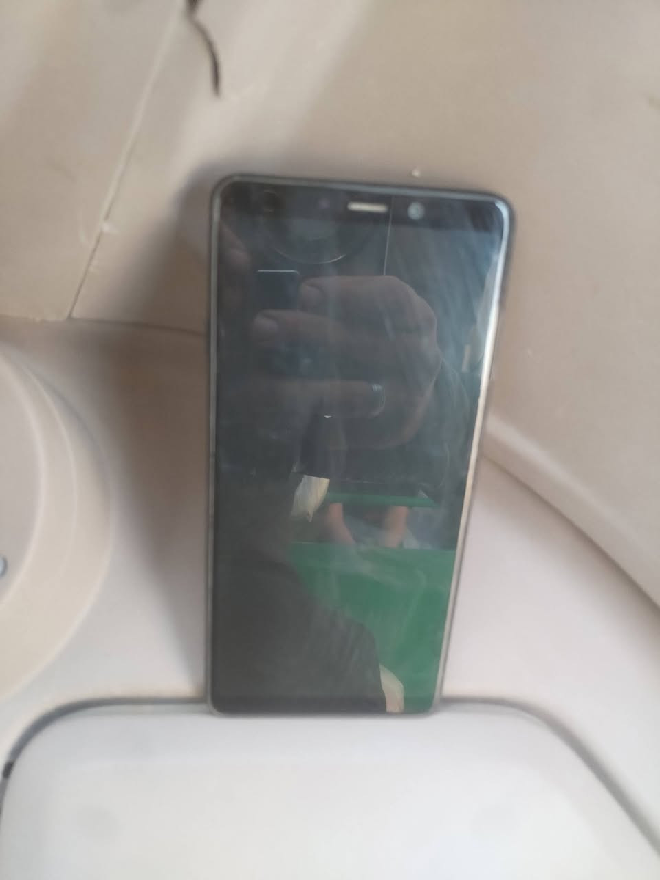 جهاز للبيع نضيف A9سعره 100
تصال فقط ***********

