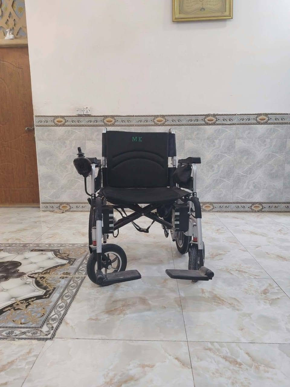 للبيع جديده مماشيه ابد ب٥٥٠ للاستفسار الاتصال على الرقم ***********
