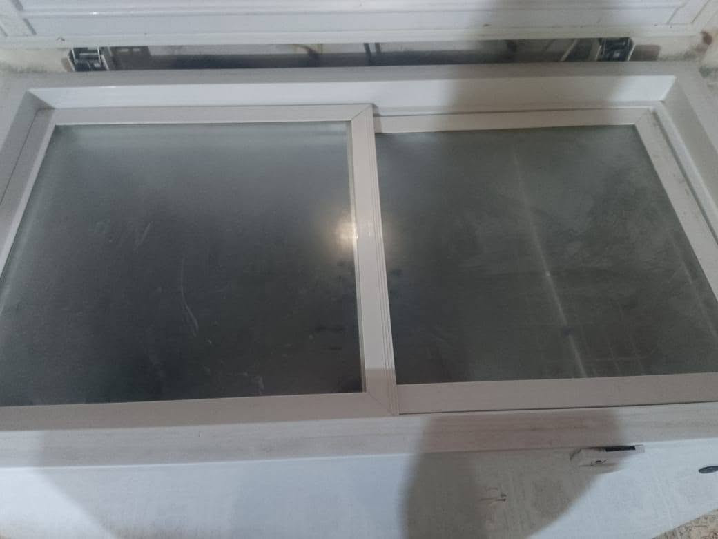 مجمده نضيفه كلش وسعره مناسب لنضافه فول بلبصره
