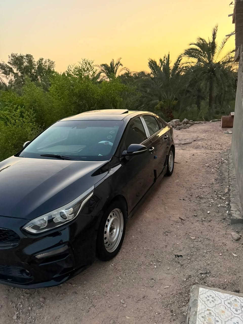 السلام عليكم كيا فورتي 2020 جي تي لاين فول مواصفات للأخير.
فتحة بصمة تشغيل وبصمة ابواب تحديد 
مسار مانع اصتدام رادار جانبي كشنات جلد ومختمة جي تي لاين بعد معروفة مواصفات الجي تي لاين سياره حادثها مدكر وبنيد والداير الخلفي   وهنا نطك باب العبري و انصبغ رقم بغداد معوقين باقيله سنة وتصير حره يسويلك وكالة السياره ما ناقصها شي تبريد تخم تاير ماناقصها شي ترايها وين ماتريد مكان السياره البصره الجزائر
الرقم :***********
السعر :112 وبيها مجال

